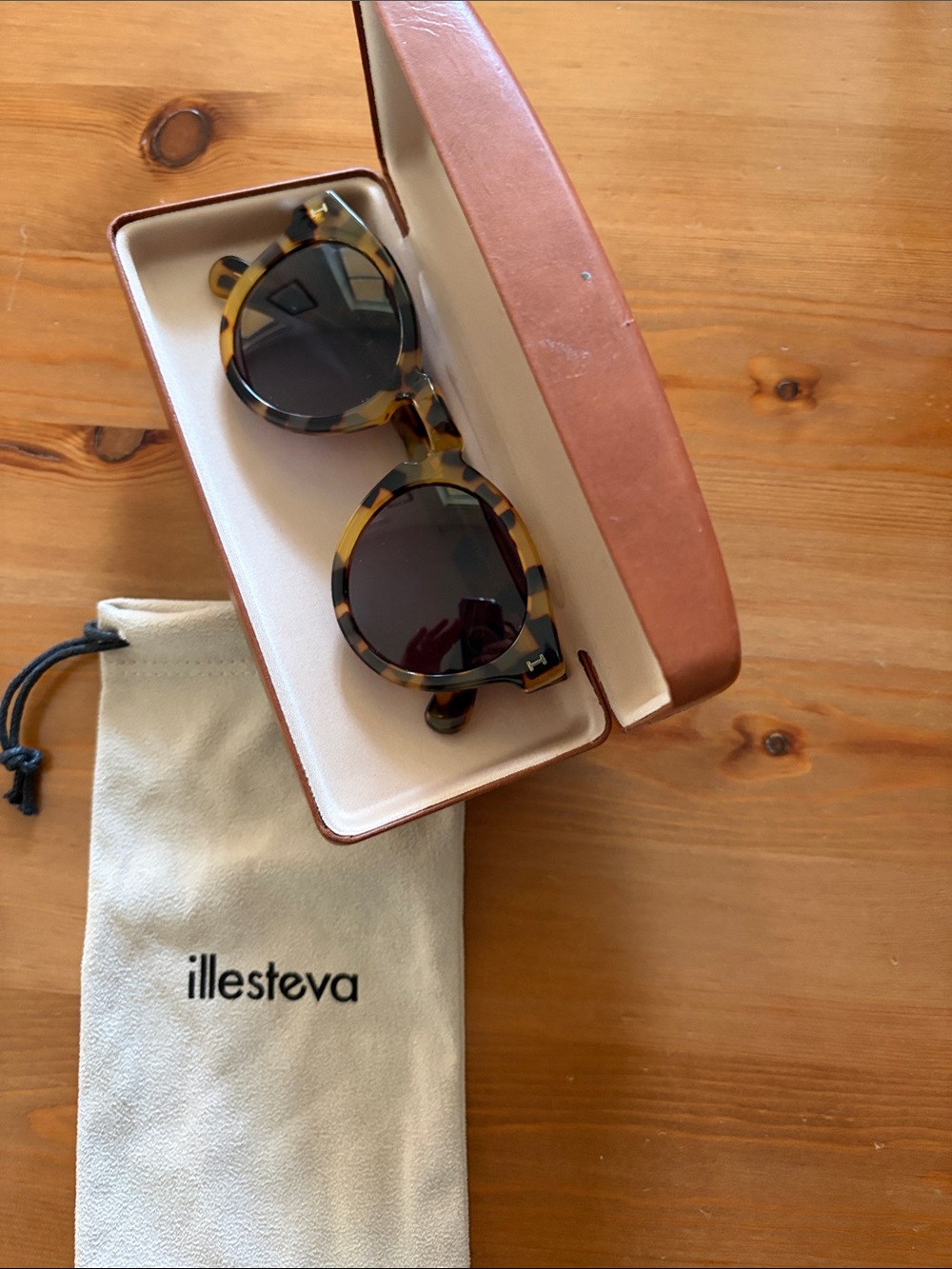 Illesteva Tortoiseshell Leonard Sunglasses - Picture 6 of 6